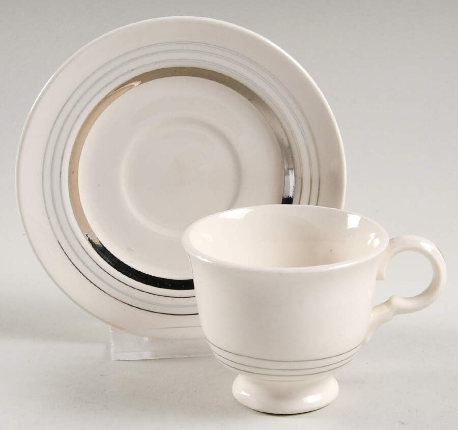 N1439 Footed Demitasse Cup & Saucer Set by Homer Laughlin -1