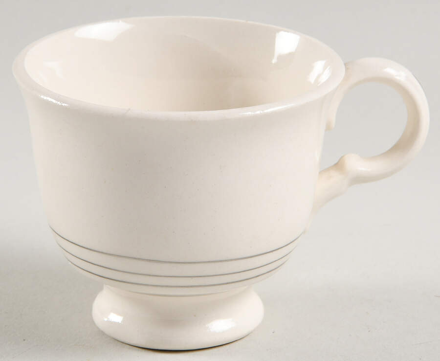 N1439 Footed Demitasse Cup by Homer Laughlin -1