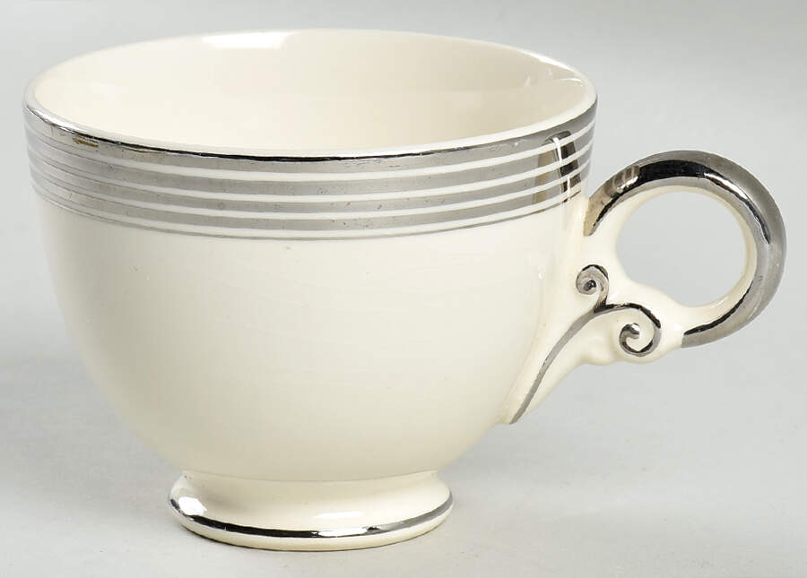 N1439 Footed Cup by Homer Laughlin -1