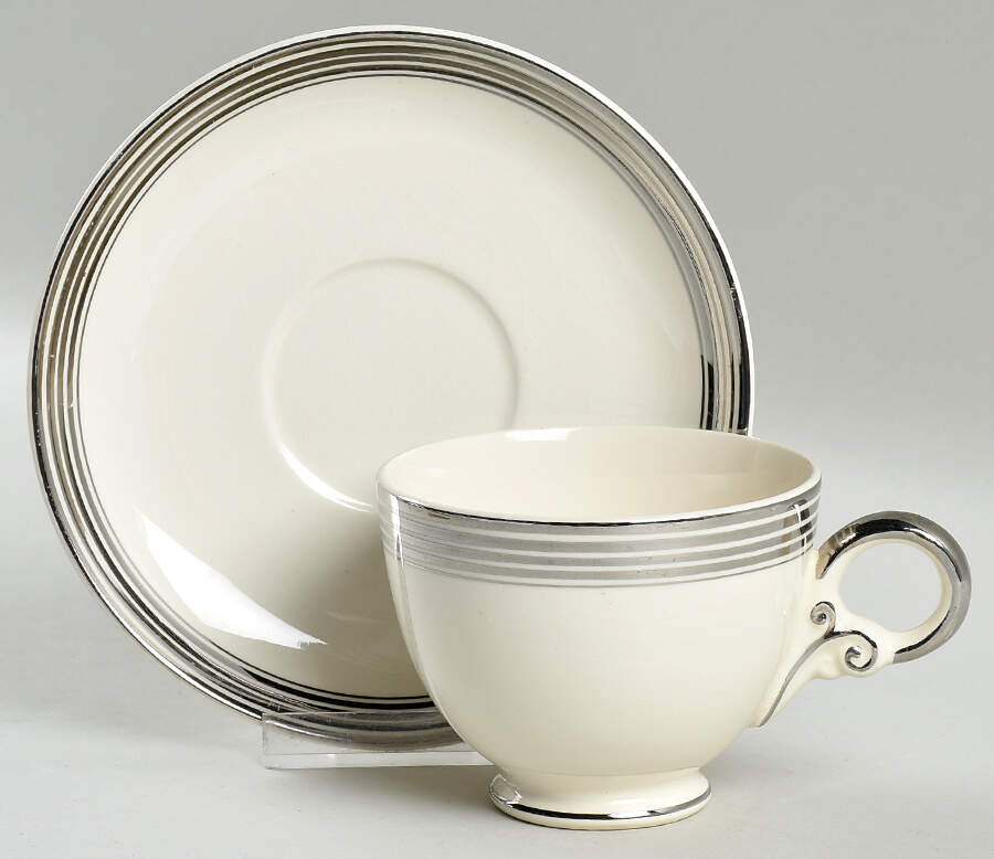 N1439 Footed Cup & Saucer Set by Homer Laughlin -1
