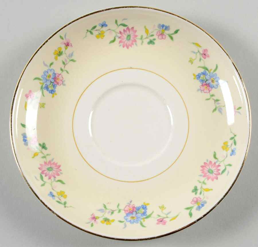 N1574 Saucer by Homer Laughlin -1