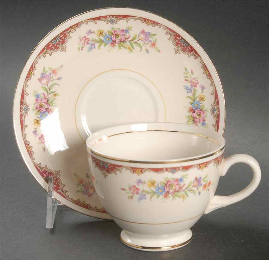 N1583 Footed Cup & Saucer Set by Homer Laughlin -1