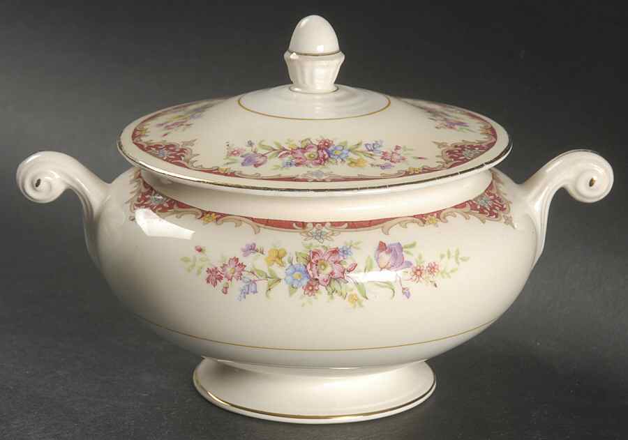 N1583 Sugar Bowl & Lid by Homer Laughlin -1