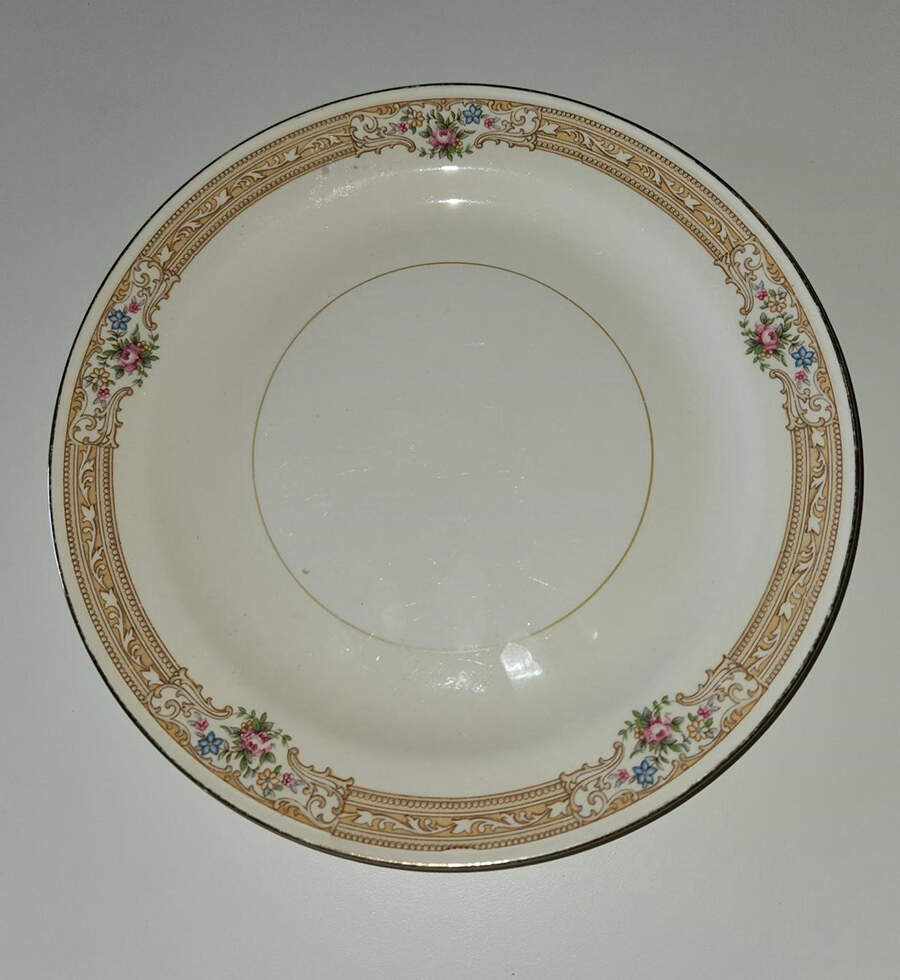 N1690 Luncheon Plate by Homer Laughlin -1
