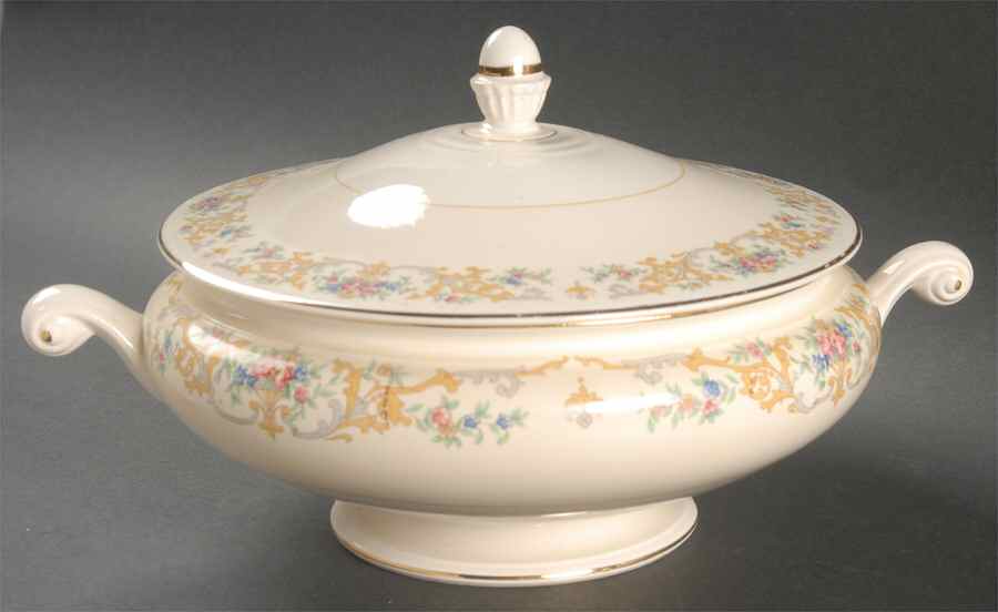 N1698 Round Covered Vegetable by Homer Laughlin -1