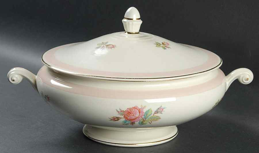 N1580 Round Covered Vegetable by Homer Laughlin -1