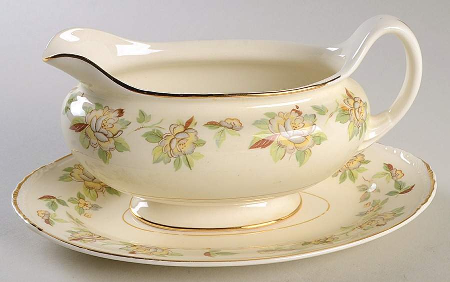N1755 Gravy Boat & Underplate/Relish by Homer Laughlin -1