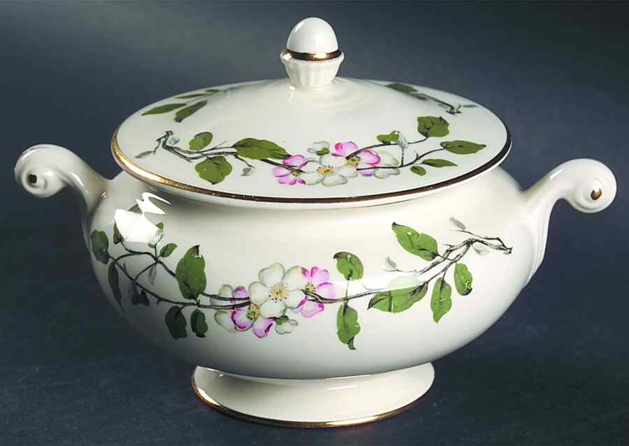N1798 Sugar Bowl & Lid by Homer Laughlin -1