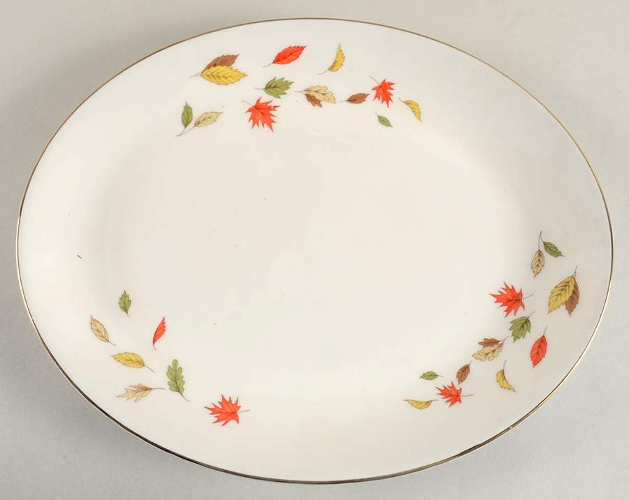 October Leaves 13" Oval Serving Platter by Homer Laughlin -1