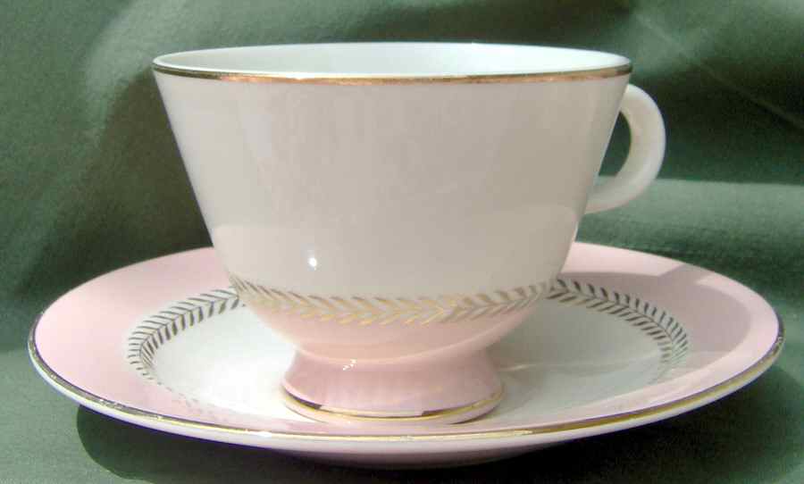Pink Laurel Flat Cup & Saucer Set by Homer Laughlin -1
