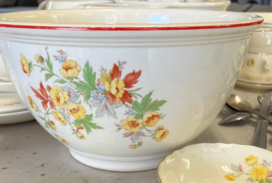 R3234 10" Mixing Bowl by Homer Laughlin -1