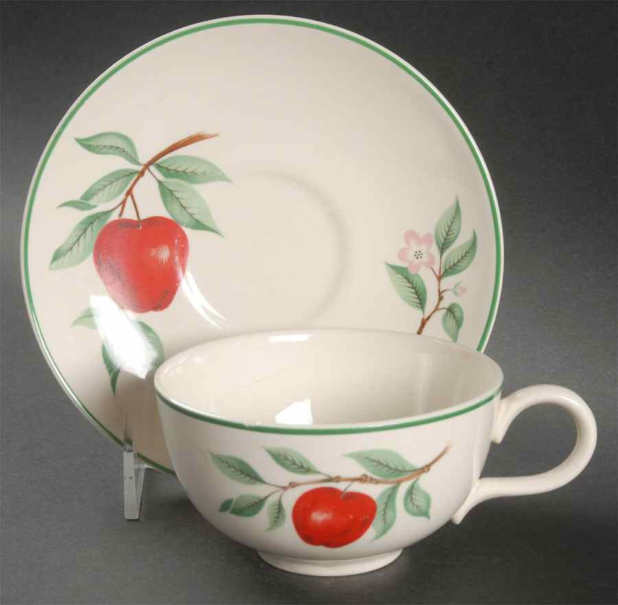 Red Apple Flat Cup & Saucer Set by Homer Laughlin -1
