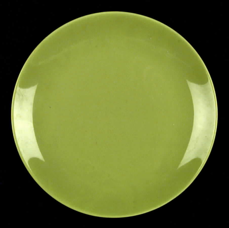 Rhythm Green (Chartreuse) Dinner Plate by Homer Laughlin -1
