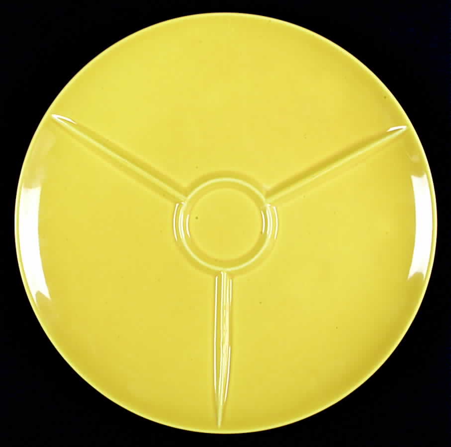 Rhythm Yellow Snack Plate by Homer Laughlin -1