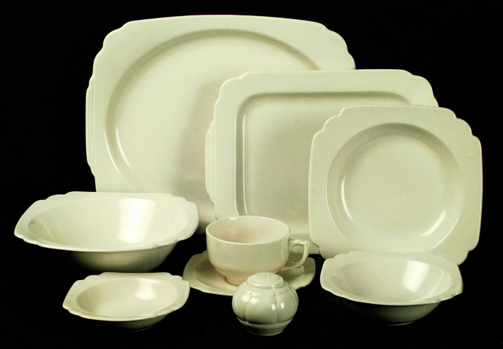 Riviera Ivory 13" Oval Serving Platter by Homer Laughlin -1