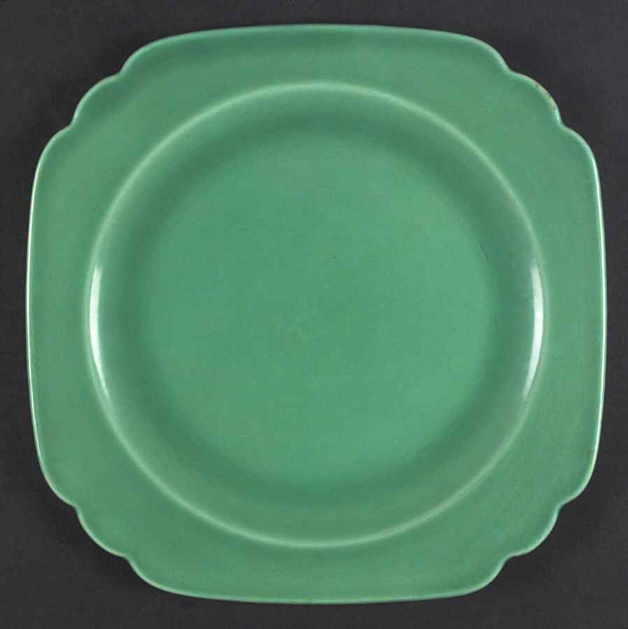 Riviera Green Dinner Plate by Homer Laughlin -1