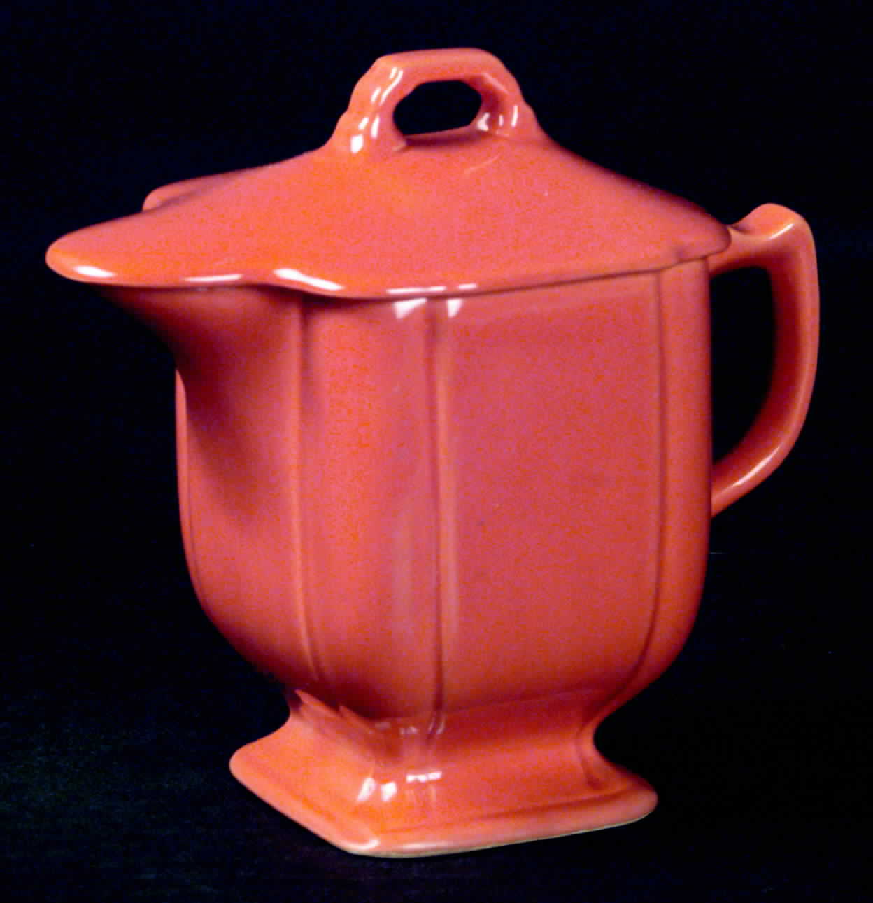 Riviera Red Large Syrup with Lid by Homer Laughlin -1