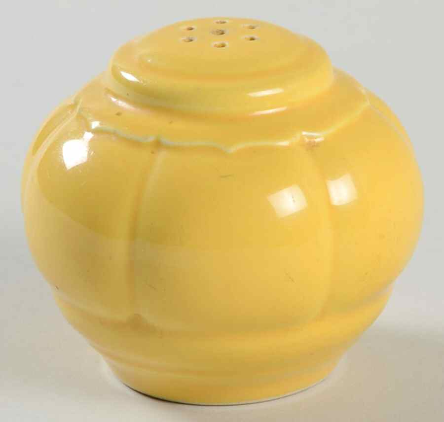 Riviera Yellow Salt Shaker by Homer Laughlin -1