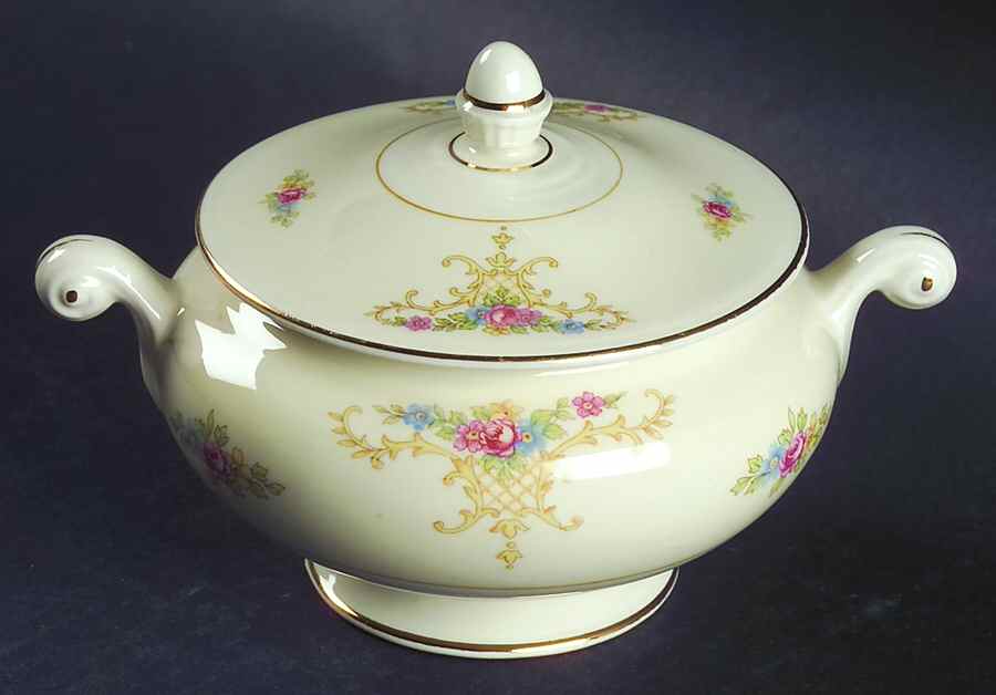 Rochelle Sugar Bowl & Lid by Homer Laughlin -1
