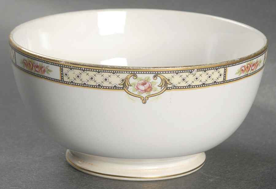 Rose & Lattice (Empress) Cranberry Bowl by Homer Laughlin -1