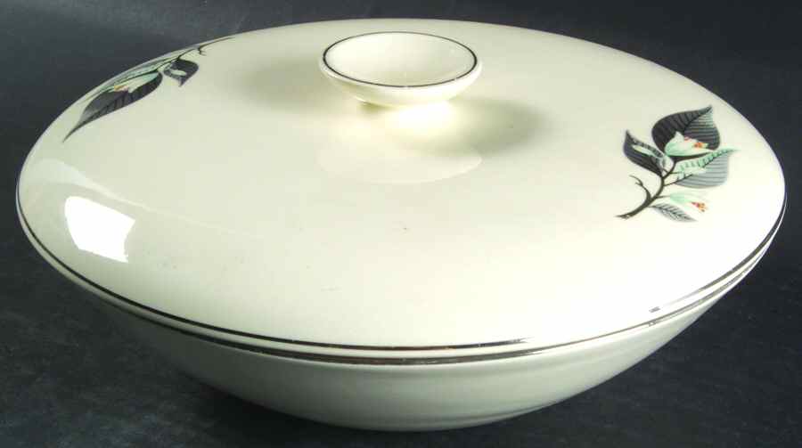 Lotus Hai (Rhythm Shape) Round Covered Vegetable by Homer Laughlin -1