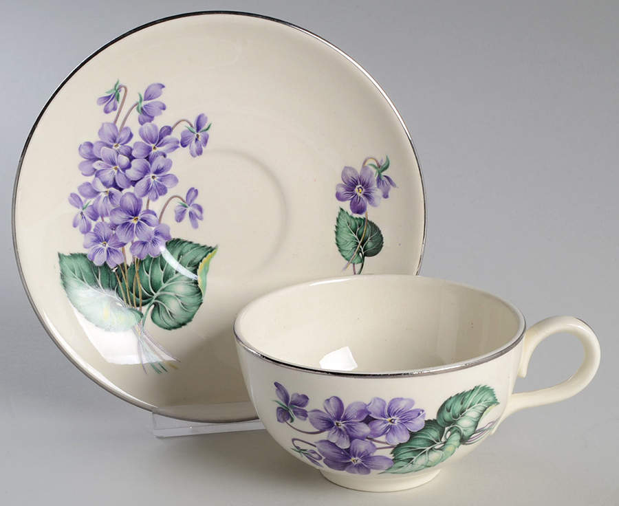 RY153 Flat Cup & Saucer Set by Homer Laughlin -1