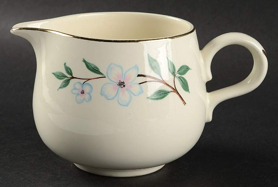 RY168 Creamer by Homer Laughlin -1