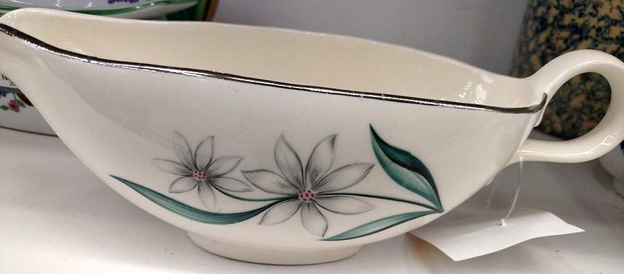 Bali Flower (Rhythm Shape) Gravy Boat by Homer Laughlin -1