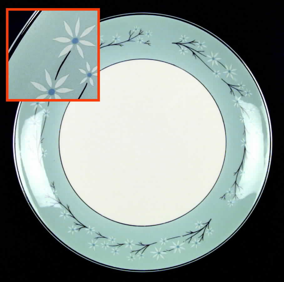 Starflower Dinner Plate by Homer Laughlin -1