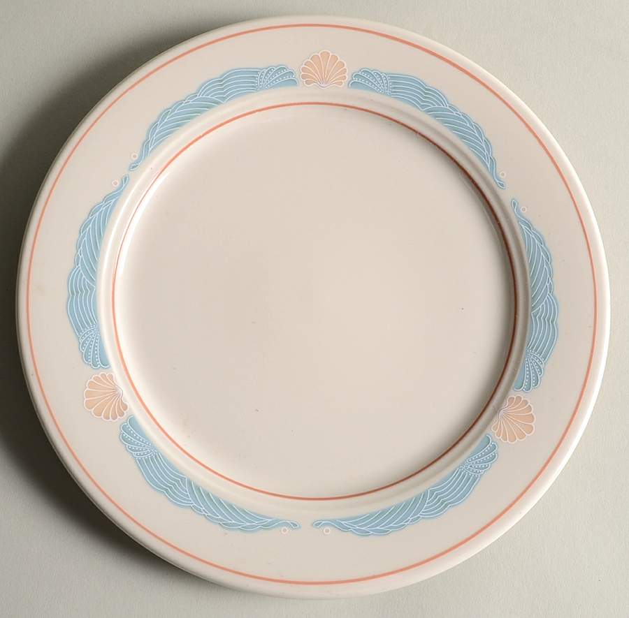 Seashell Luncheon Plate by Homer Laughlin -1