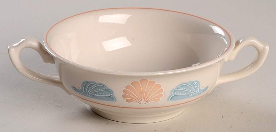 Seashell Cream Soup Bowl by Homer Laughlin -1