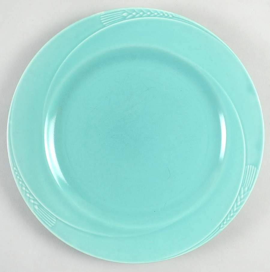Serenade Green Luncheon Plate by Homer Laughlin -1