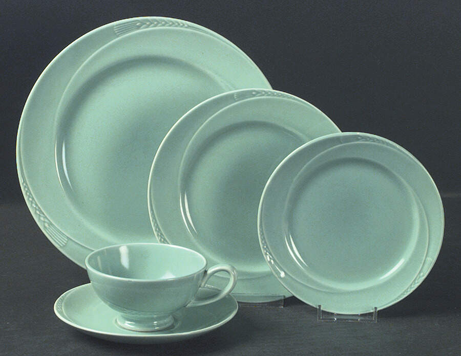 Serenade Green Bread & Butter Plate by Homer Laughlin -1