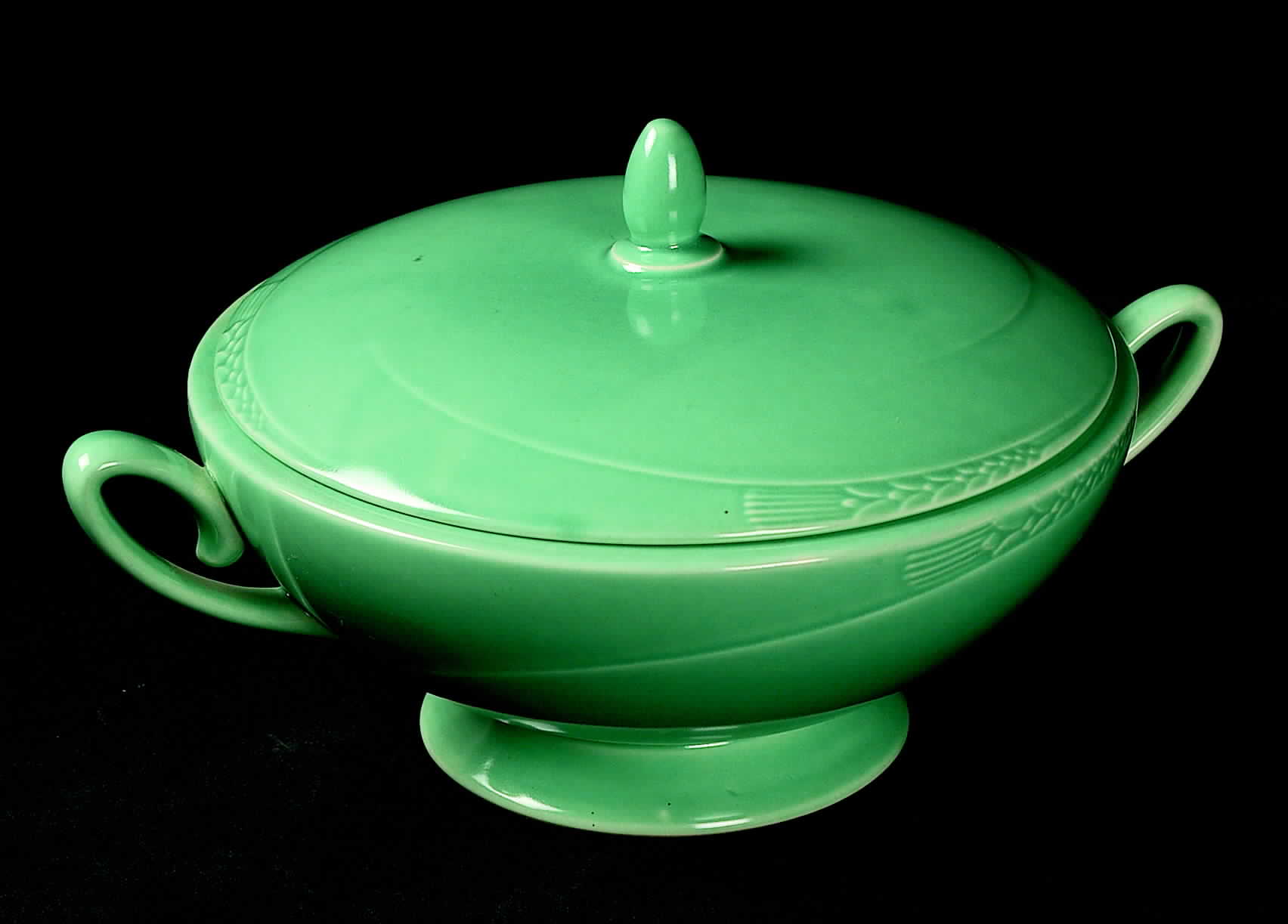 Serenade Green Round Covered Vegetable by Homer Laughlin -1