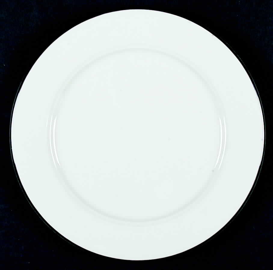 Seville Black Luncheon Plate by Homer Laughlin -1
