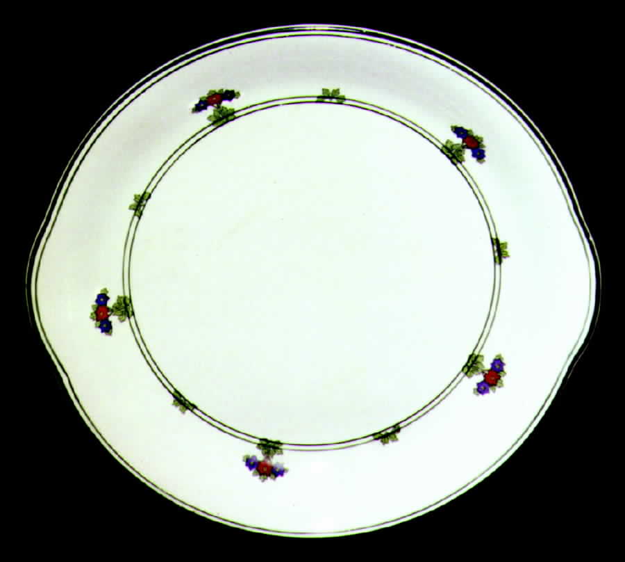 Shrewsbury (The) Handled Cake Plate by Homer Laughlin -1