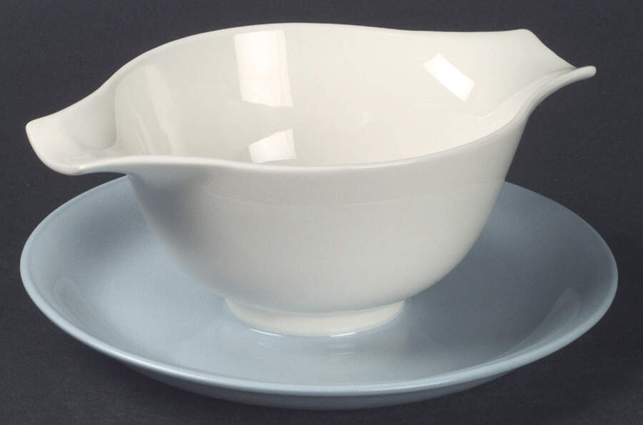 Skytone Blue (Undecorated) Gravy Boat with Attached Underplate by Homer Laughlin -1