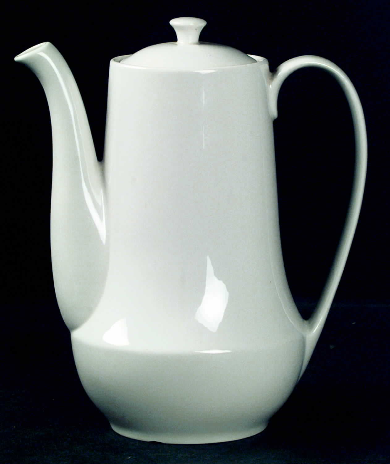 Snow White Coffee Pot & Lid by Homer Laughlin -1