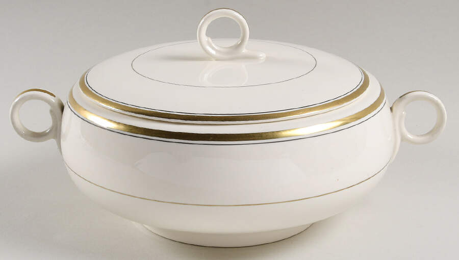 Sovereign Round Covered Vegetable by Homer Laughlin -1