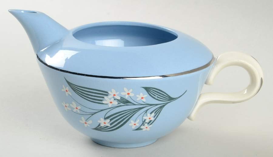 Stardust Creamer by Homer Laughlin -1