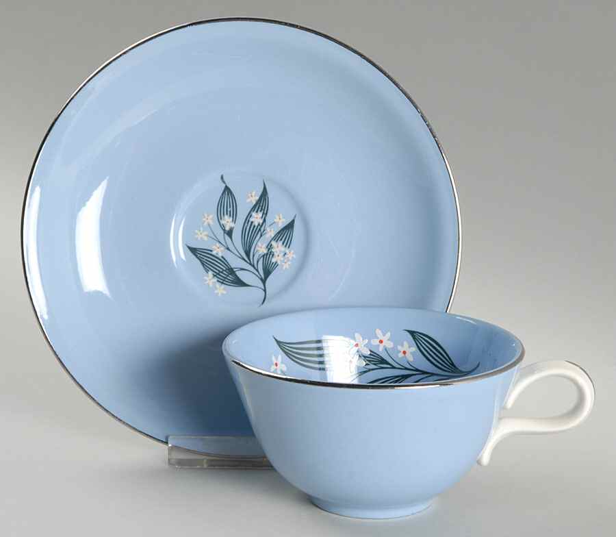 Stardust Flat Cup & Saucer Set by Homer Laughlin -1