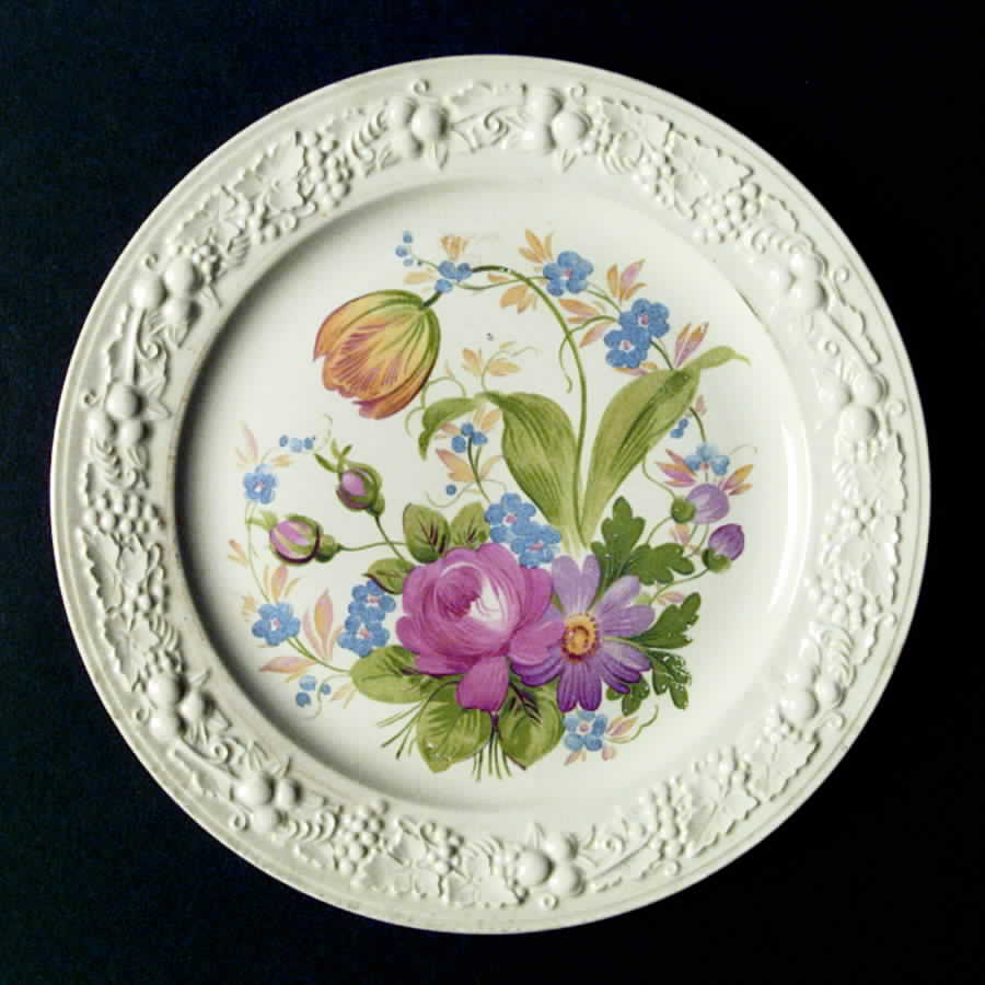 TH19 Dinner Plate by Homer Laughlin -1
