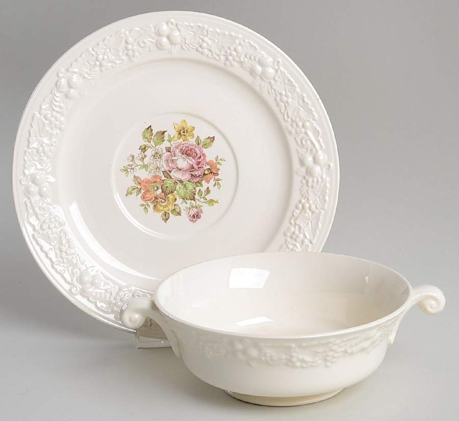 TH26 Footed Cream Soup Bowl & Saucer Set by Homer Laughlin -1