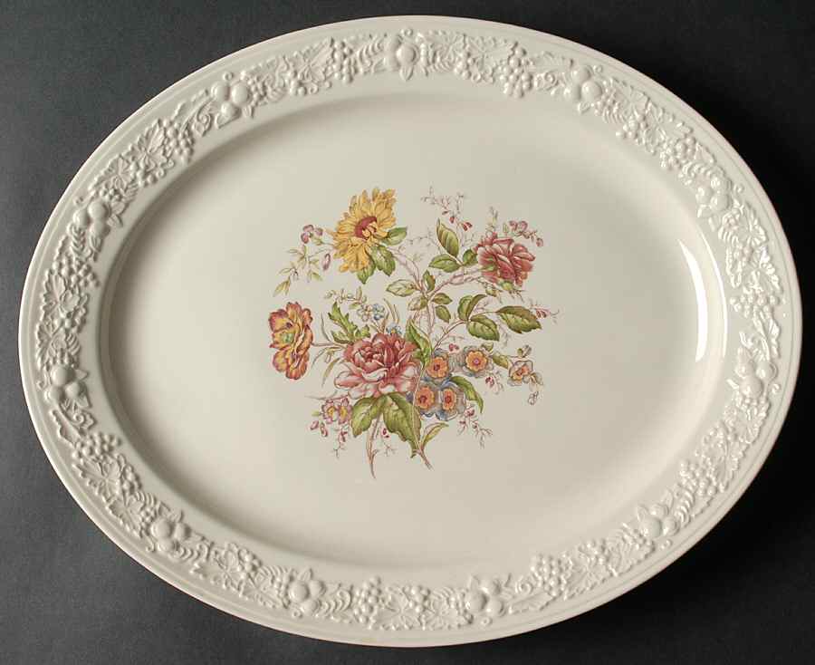TH6 15" Oval Serving Platter by Homer Laughlin -1