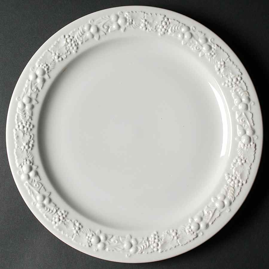 Theme Off White (Eggshell) 12" Chop Plate (Round Platter) by Homer Laughlin -1