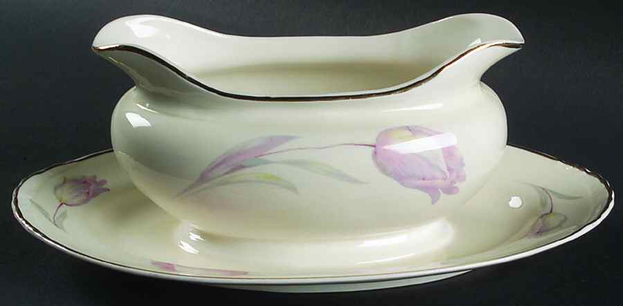 Tulip (Eggshell Nautilus) Gravy Boat with Attached Underplate by Homer Laughlin -1