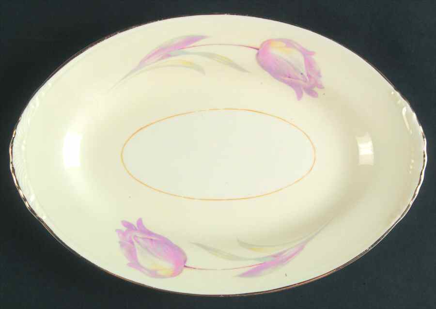 Tulip (Eggshell Nautilus) Relish/Gravy Underplate by Homer Laughlin -1