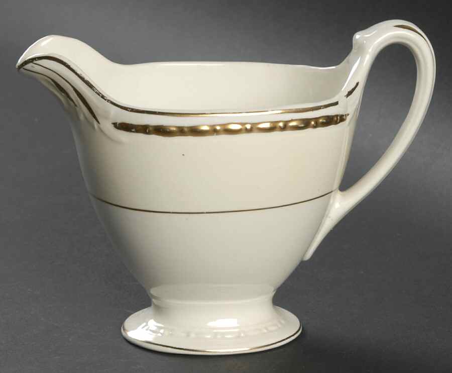 Viceroy Creamer by Homer Laughlin -1