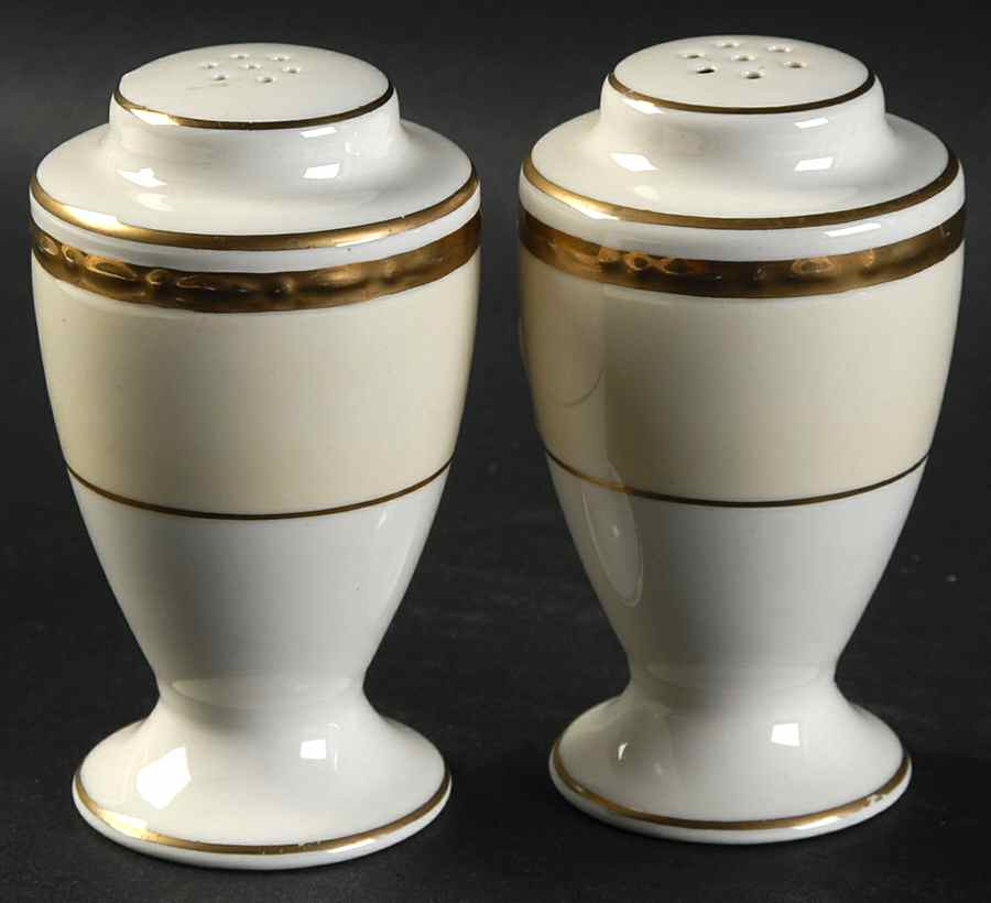Viceroy Salt & Pepper Set by Homer Laughlin -1