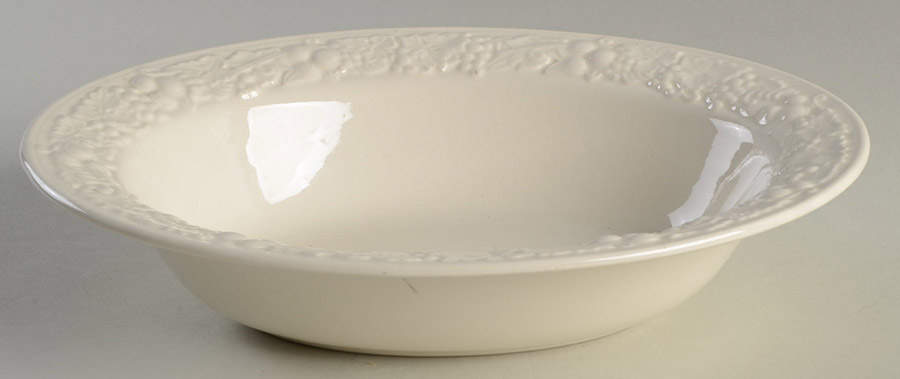 Vintage 9" Oval Vegetable Bowl by Homer Laughlin -1